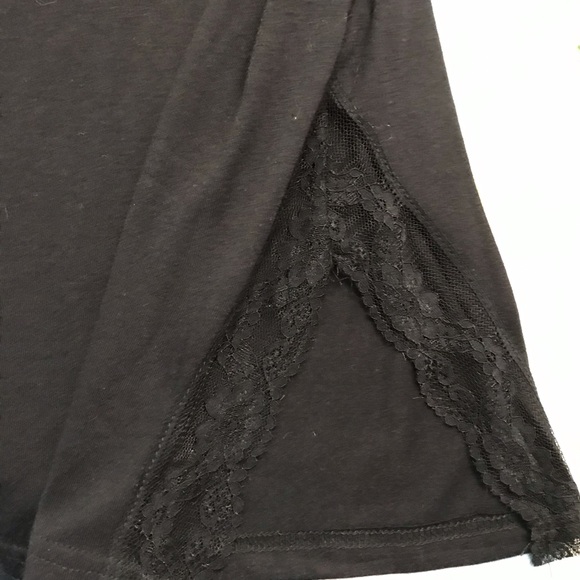 Gifted!   Free with a women’s purchase!  Black Top. Size 1X. NWOT!  Never Worn! - Picture 2 of 4